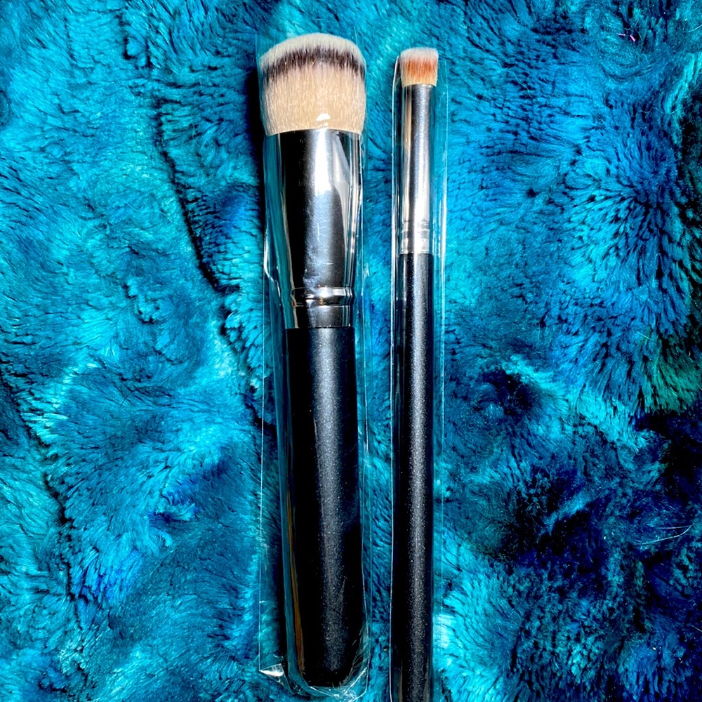 Make up brush set